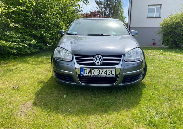 Volkswagen Jetta cena 17500 przebieg: 188000, rok produkcji 2010 z Pełczyce małe 92